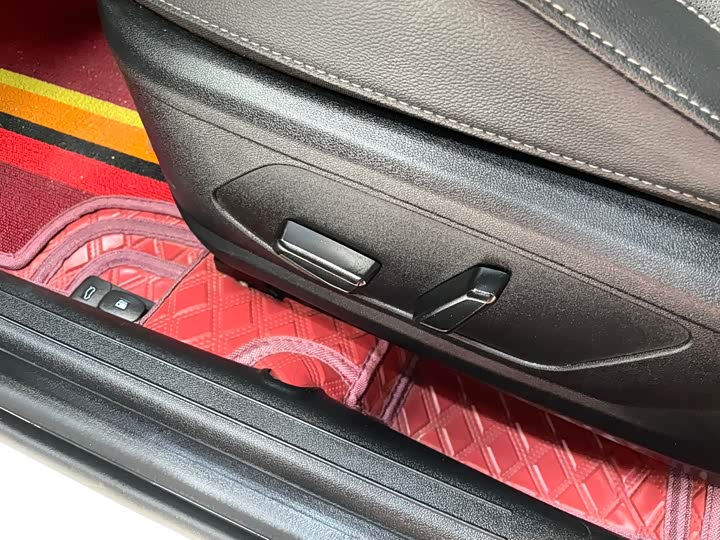 Фото 9 - Hyundai Elantra N line