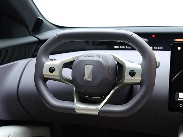 Фото 16 - Avatr 12