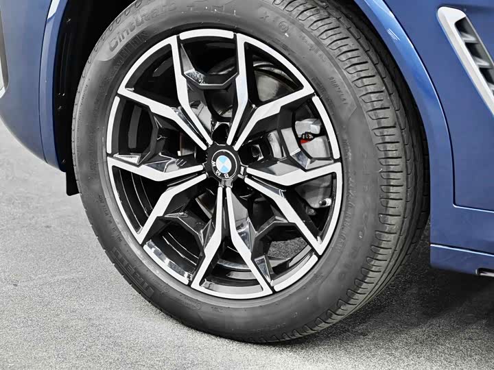 Фото 24 - BMW X3