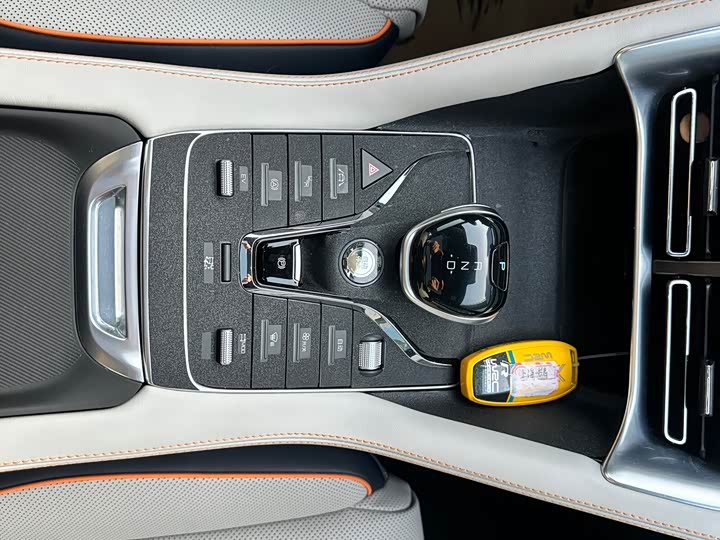 Фото 11 - BYD Song Plus Hybrid/EV