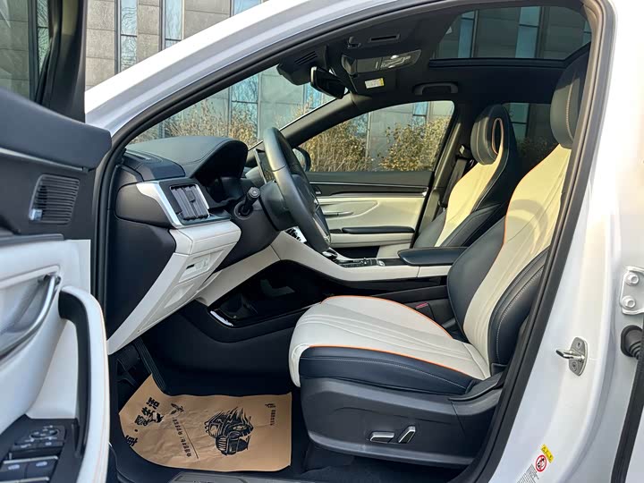 Фото 12 - BYD Song Plus Hybrid/EV