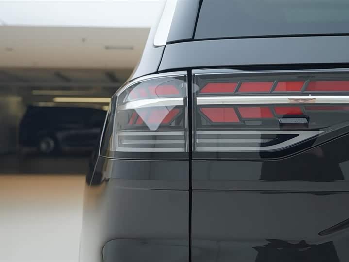 Фото 13 - Volkswagen Talagon