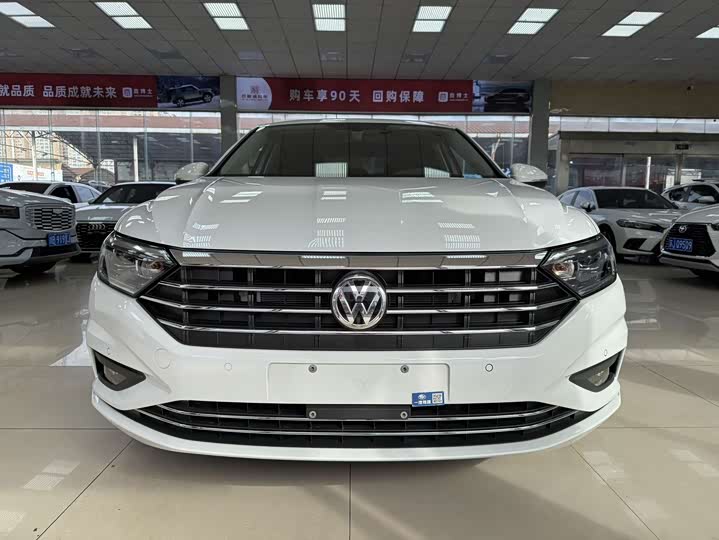 Фото 2 - Volkswagen Sagitar L