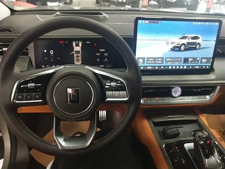 Фото 10 - Tank 500 Hybrid