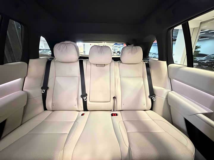 Фото 14 - LiXiang L7