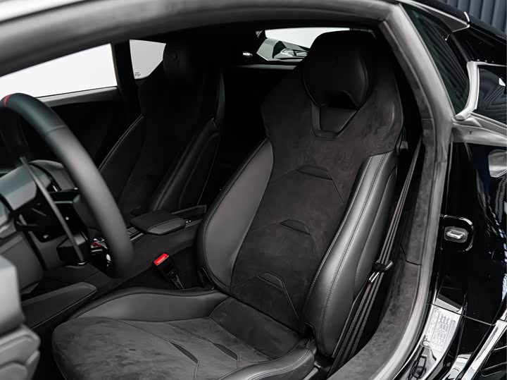 Фото 2 - Lamborghini Huracán