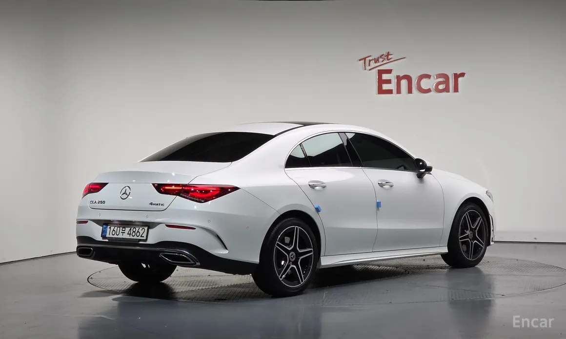 Фото 2 - Mercedes-Benz CLA-Class