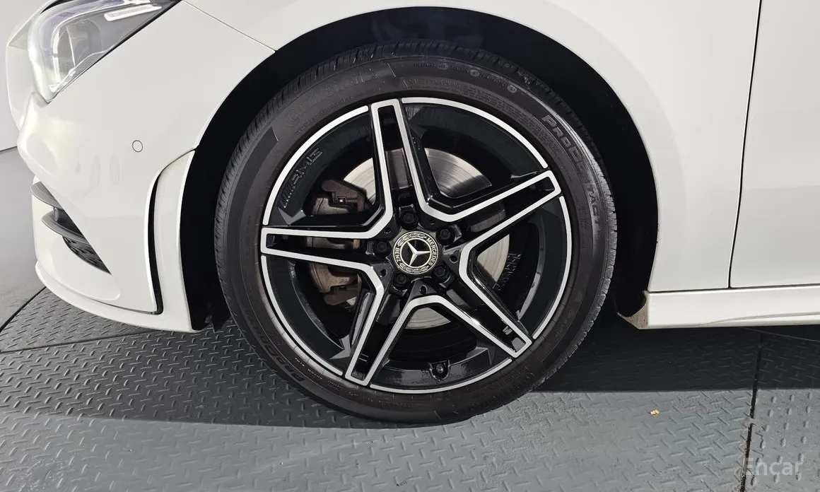 Фото 5 - Mercedes-Benz CLA-Class