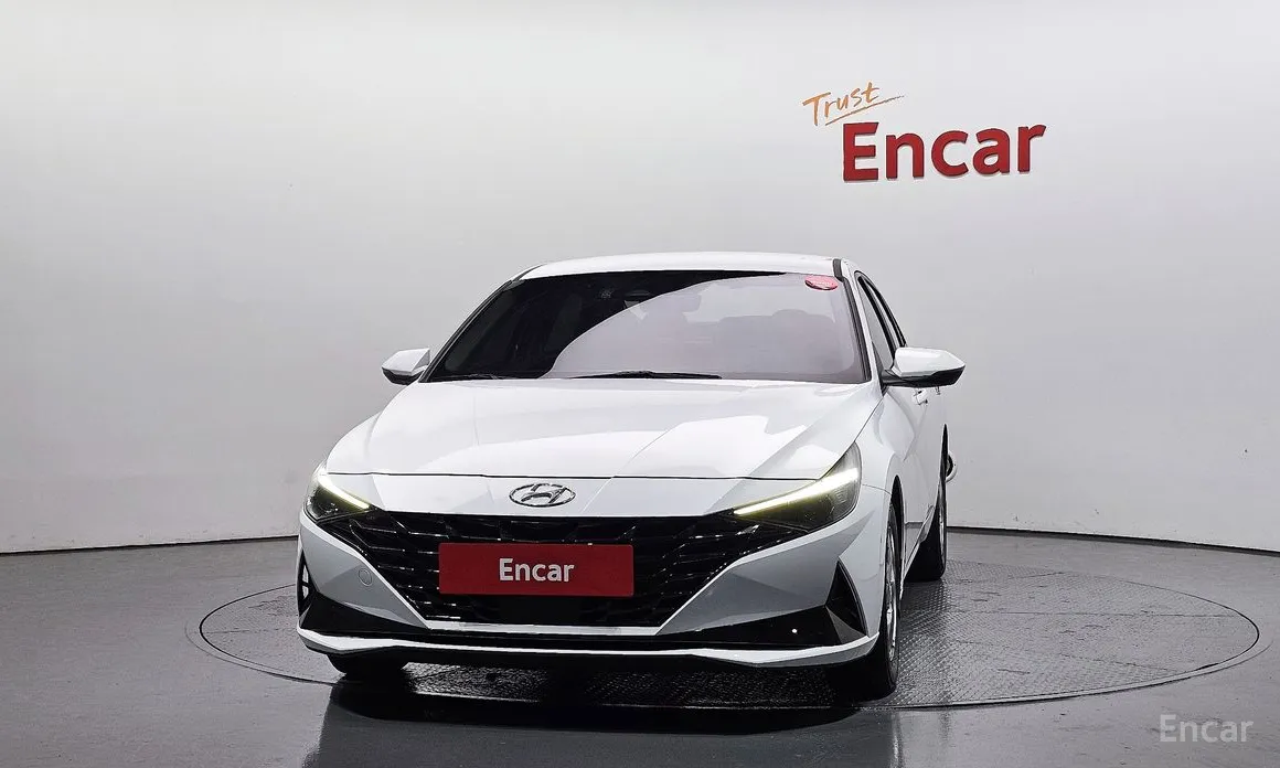 Фото 3 - Hyundai Avante