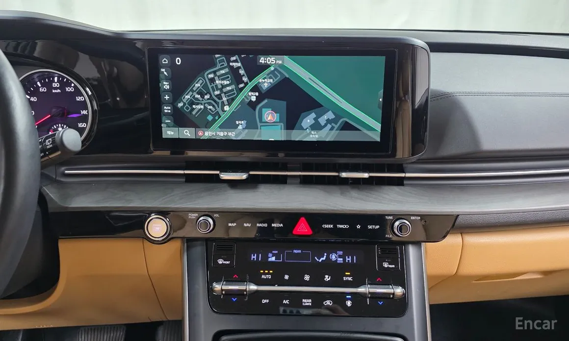 Фото 14 - Kia Carnival