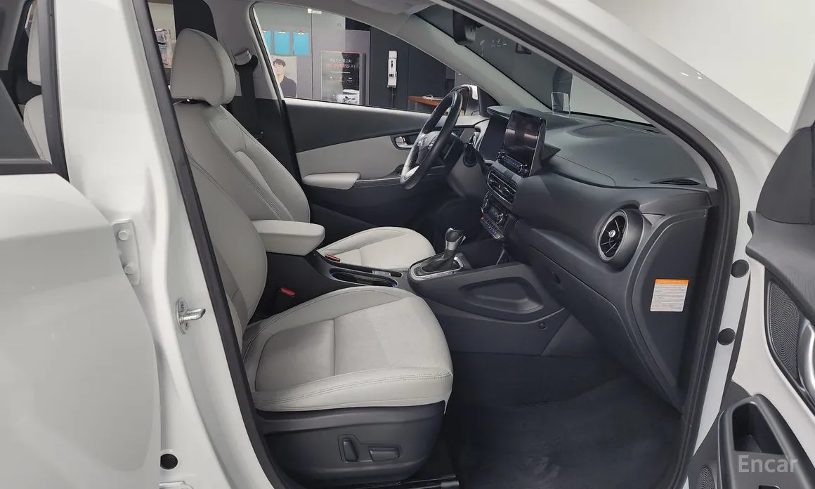 Фото 11 - Hyundai Kona