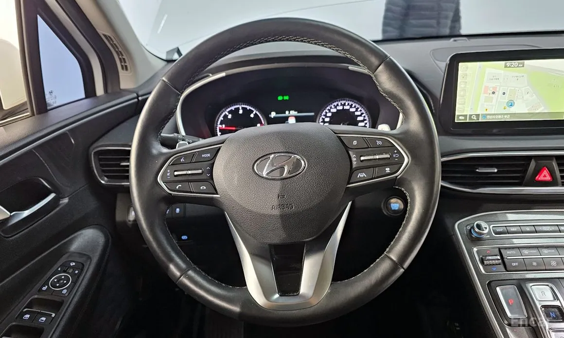 Фото 13 - Hyundai Santa Fe