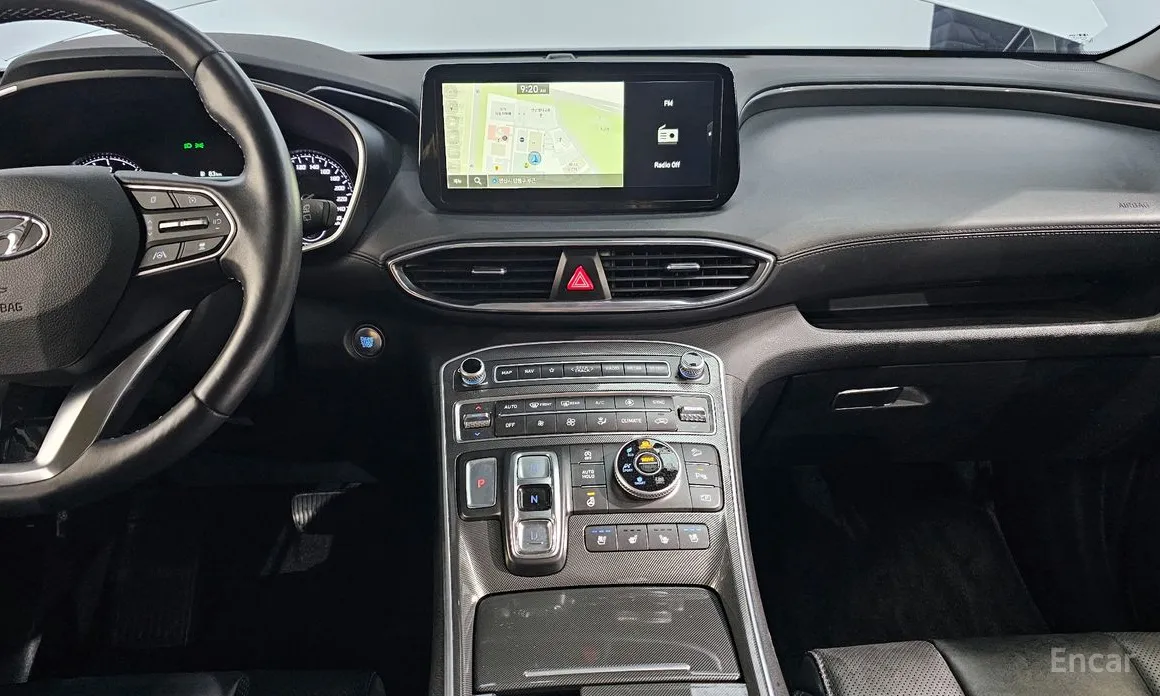 Фото 20 - Hyundai Santa Fe