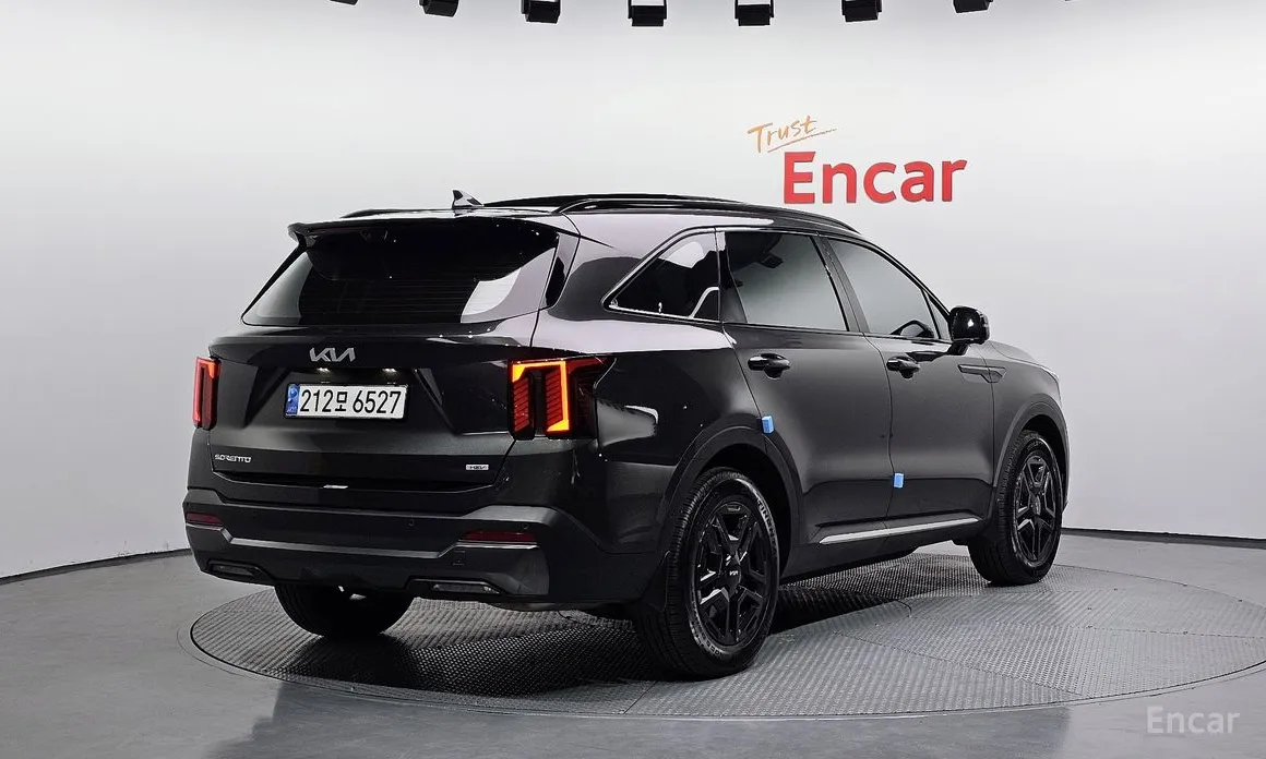 Фото 2 - Kia Sorento