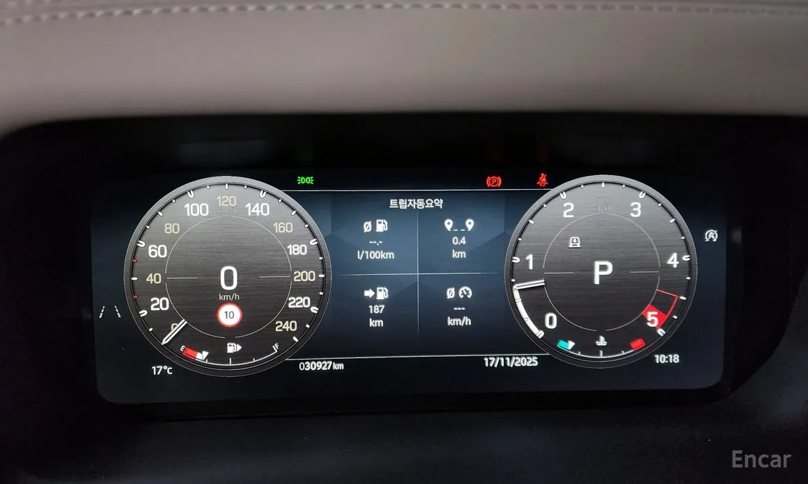 Фото 8 - Land Rover Defender