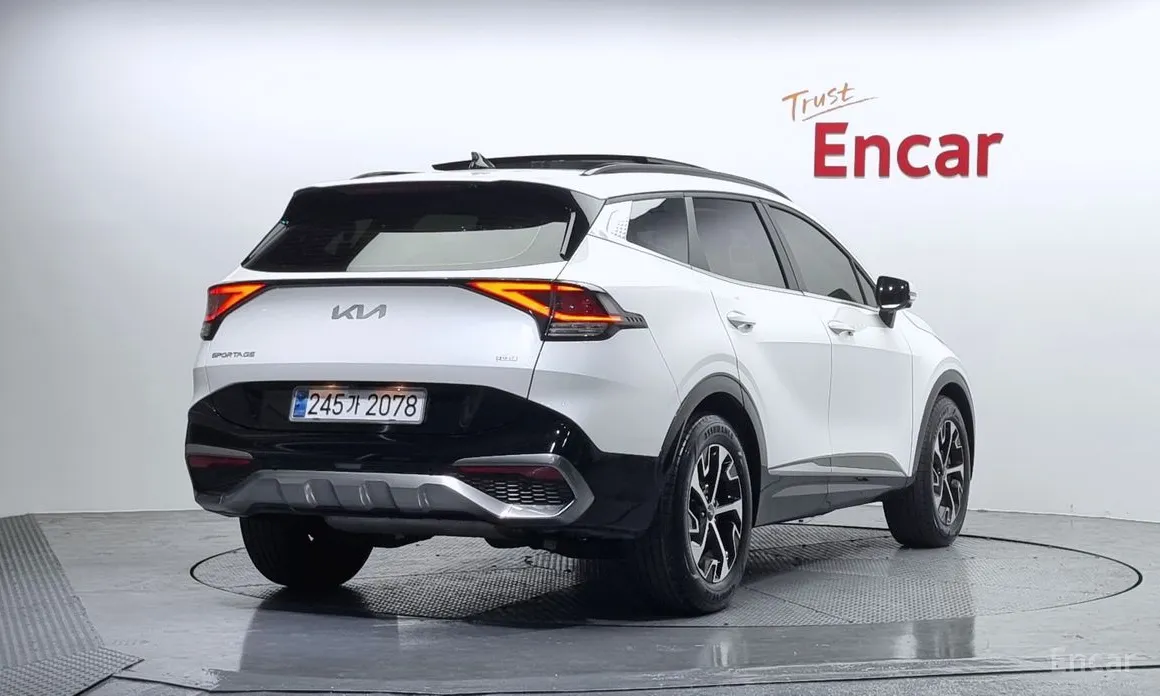 Фото 2 - Kia Sportage