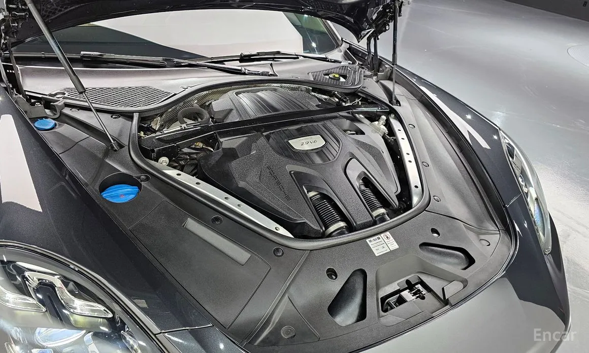 Фото 6 - Porsche Panamera