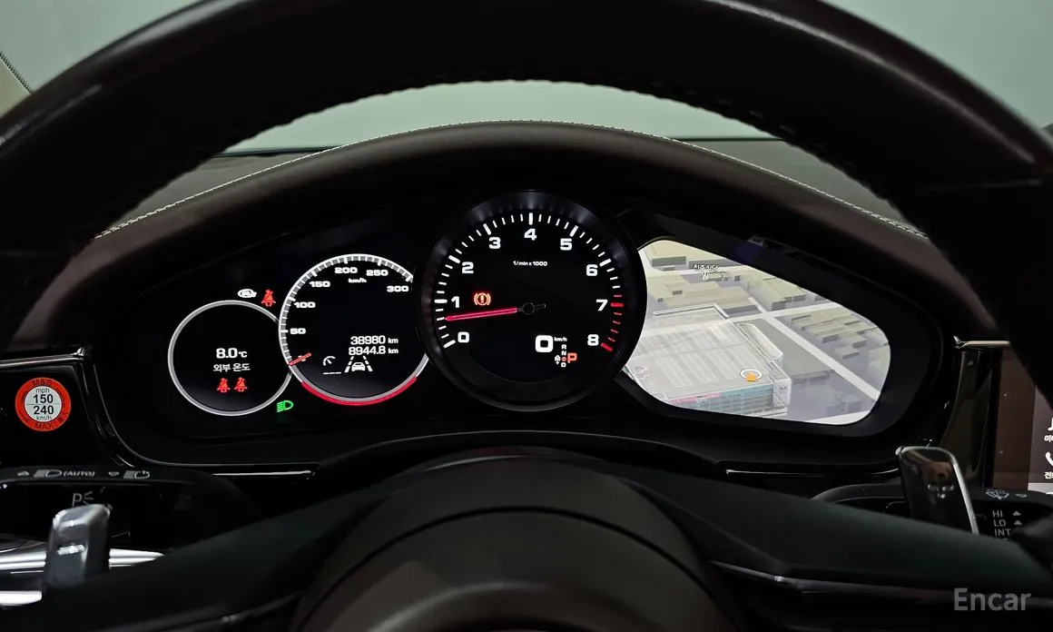 Фото 8 - Porsche Panamera