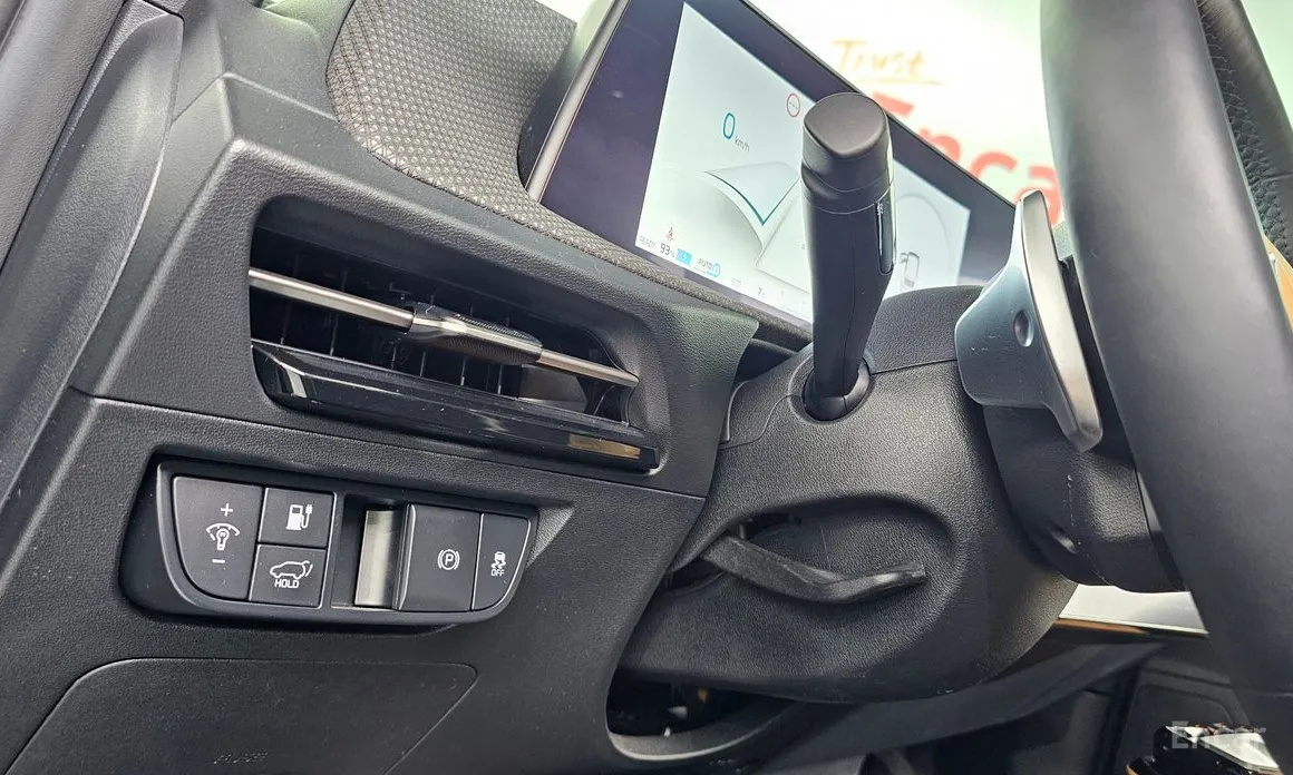 Фото 14 - Kia EV6