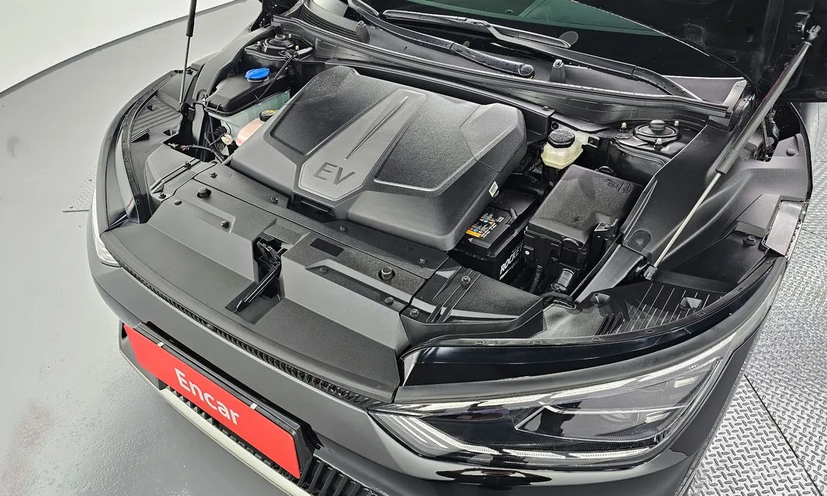 Фото 6 - Kia EV6