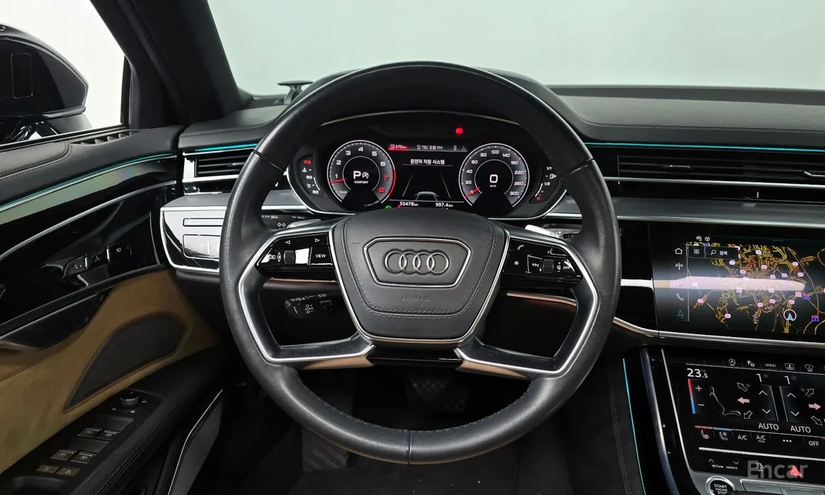 Фото 13 - Audi A8