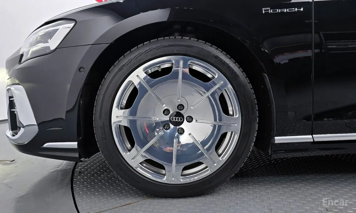 Фото 5 - Audi A8