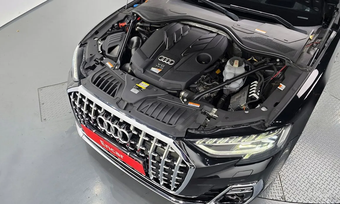 Фото 6 - Audi A8