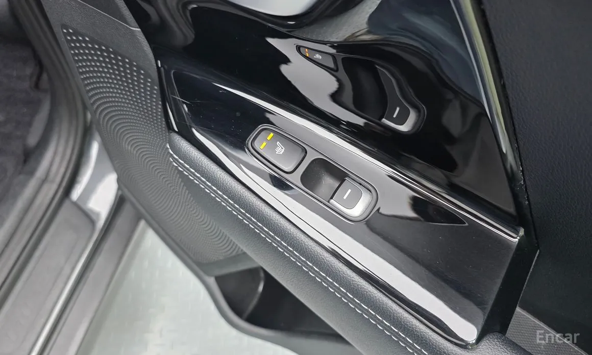 Фото 18 - Kia Niro