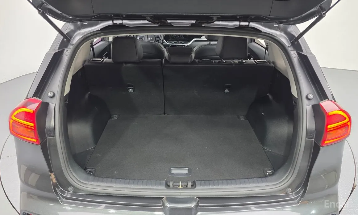 Фото 20 - Kia Niro