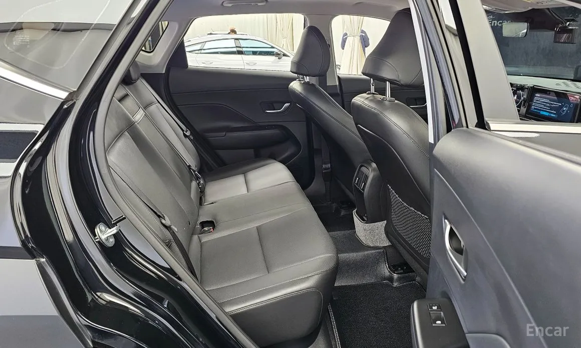 Фото 12 - Hyundai Kona