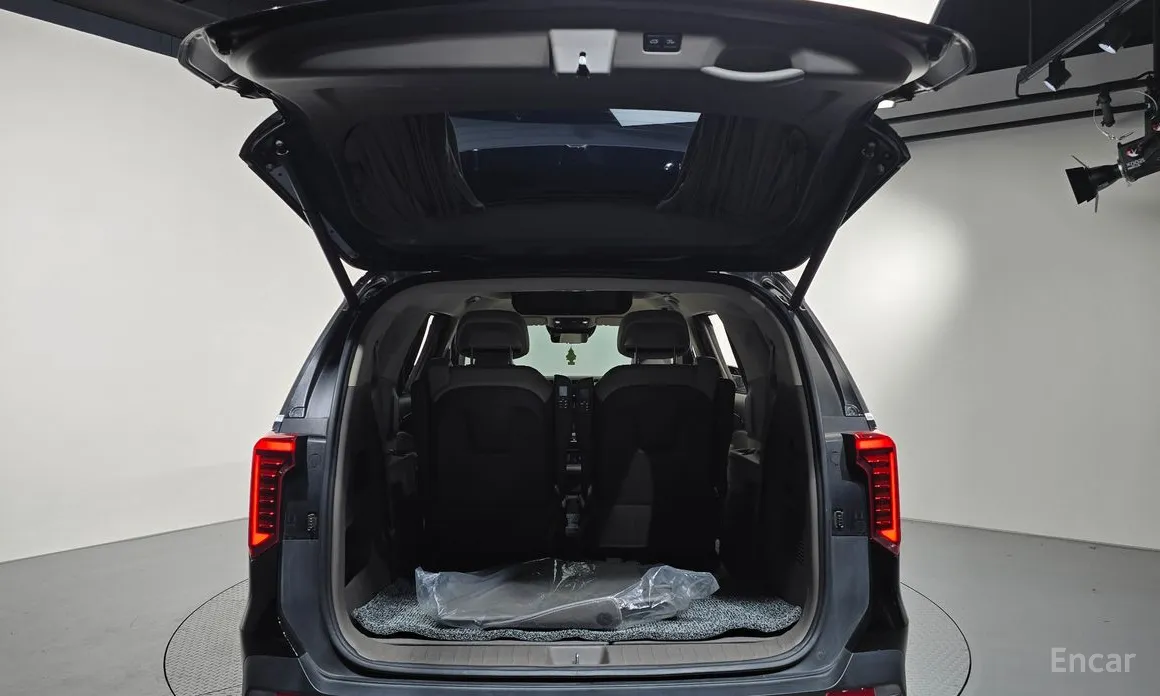 Фото 20 - Kia Carnival