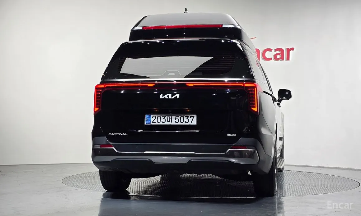 Фото 4 - Kia Carnival