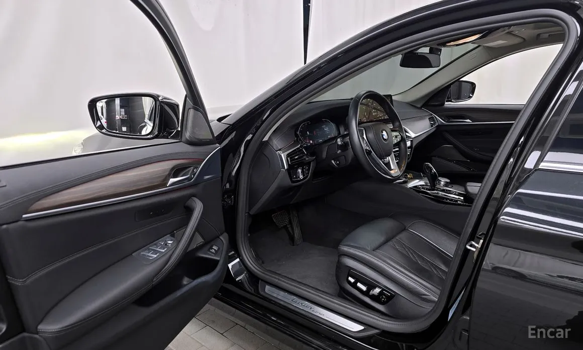 Фото 10 - BMW 5 Series