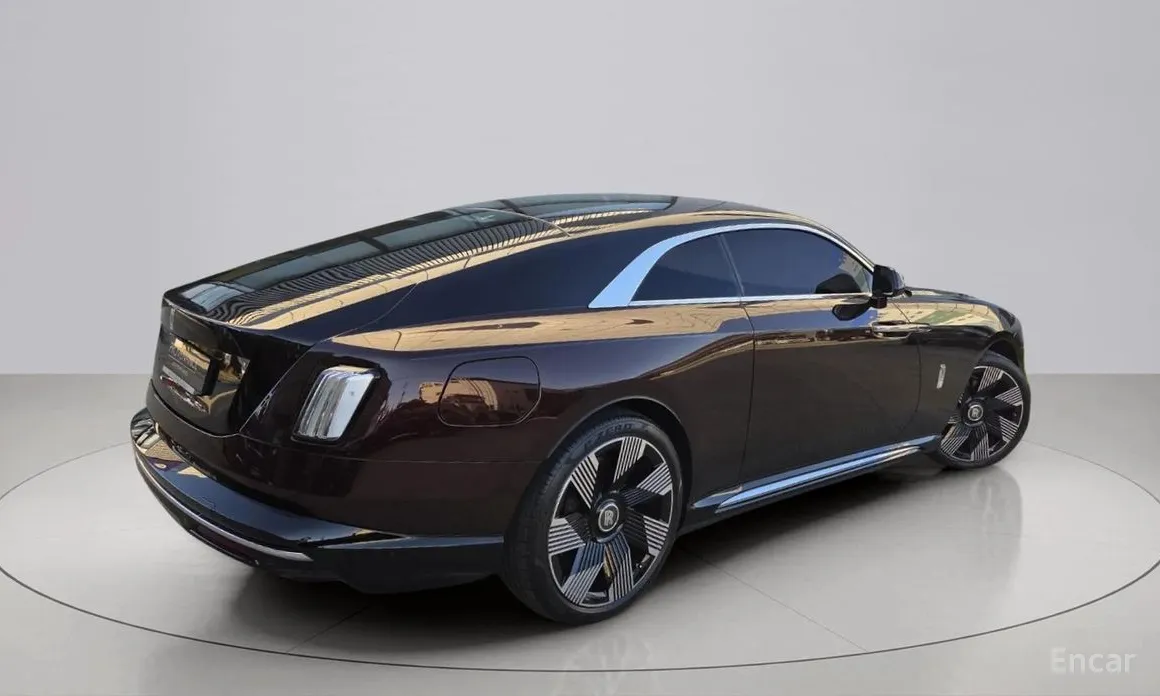 Фото 5 - Rolls-Royce Spectre