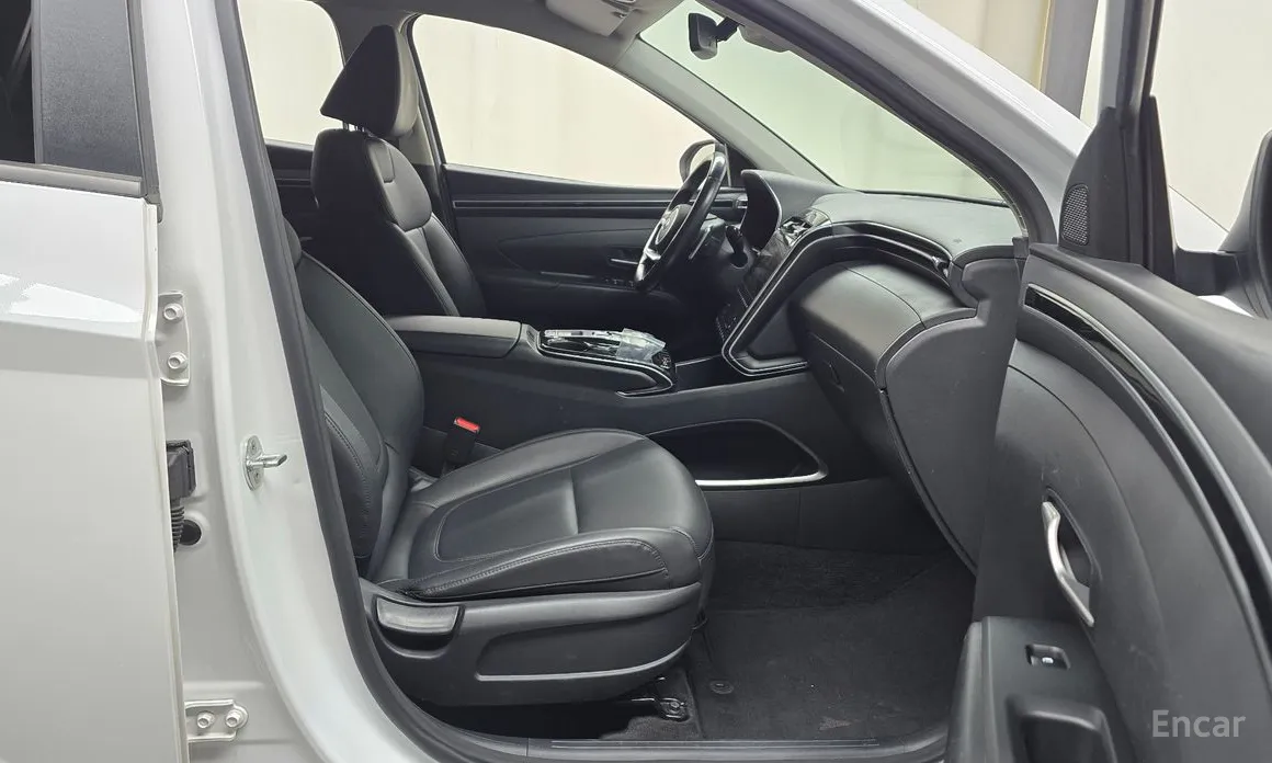 Фото 10 - Hyundai Tucson