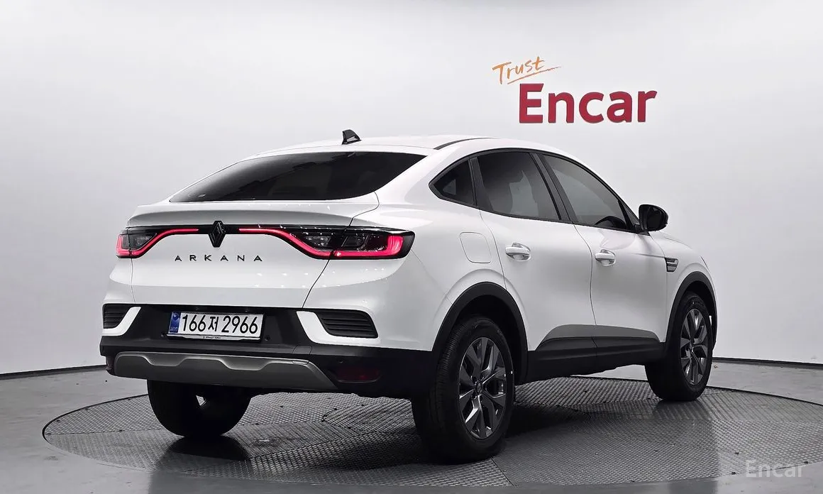 Фото 2 - Renault Arkana