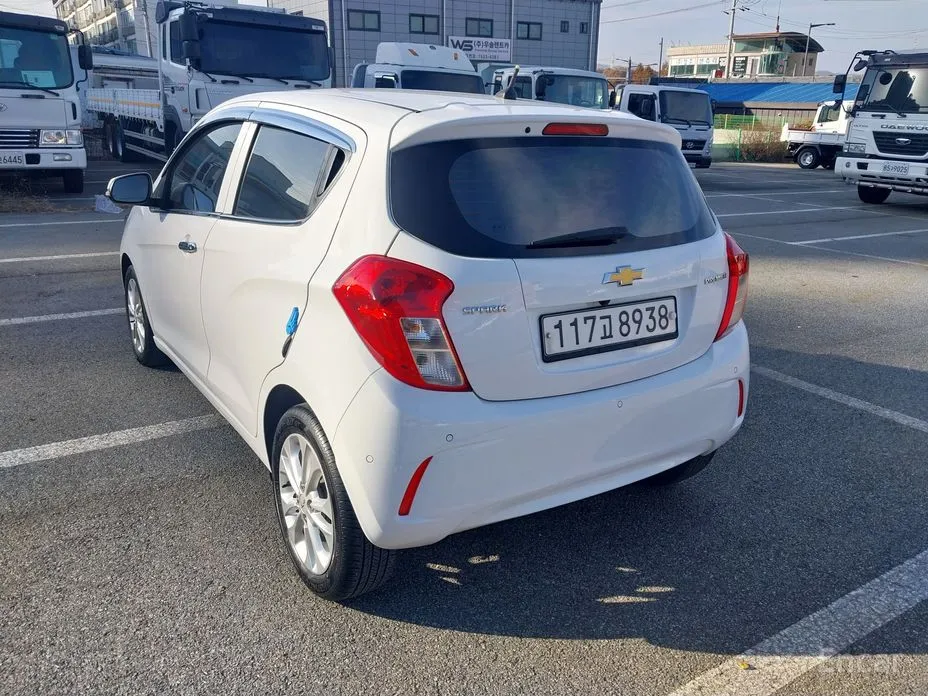 Фото 3 - Chevrolet Spark