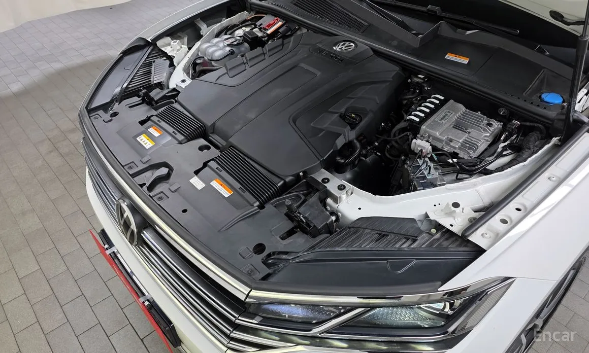 Фото 6 - Volkswagen Touareg