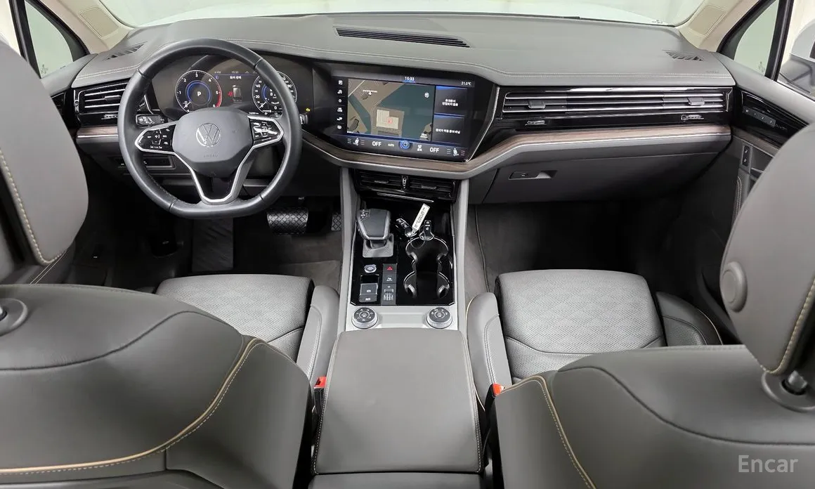 Фото 7 - Volkswagen Touareg