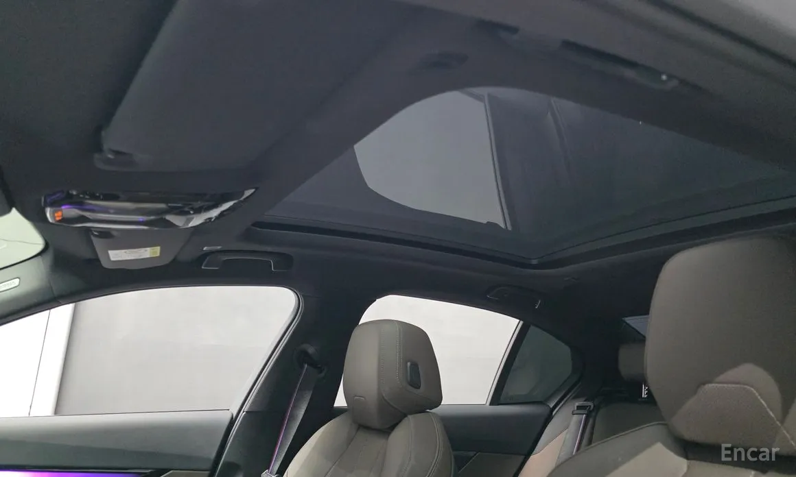 Фото 19 - BMW 5 Series