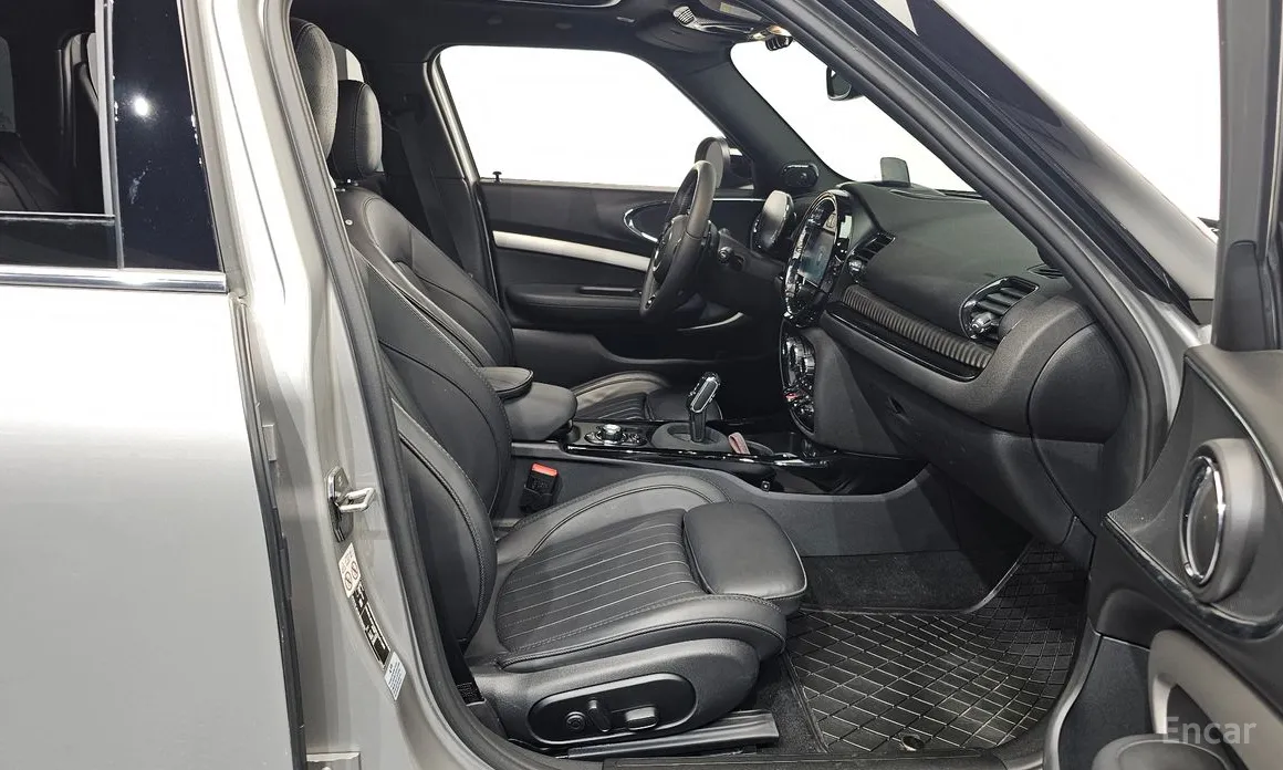 Фото 11 - Mini Clubman