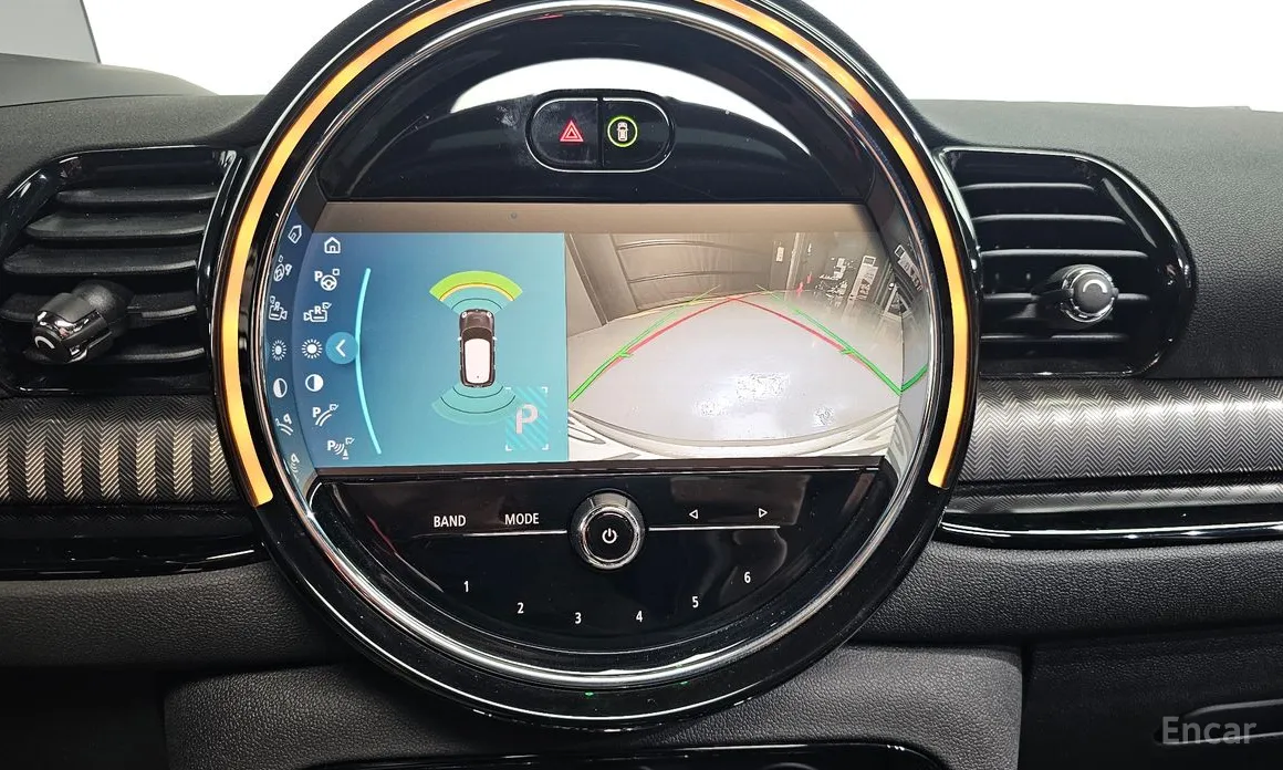 Фото 15 - Mini Clubman