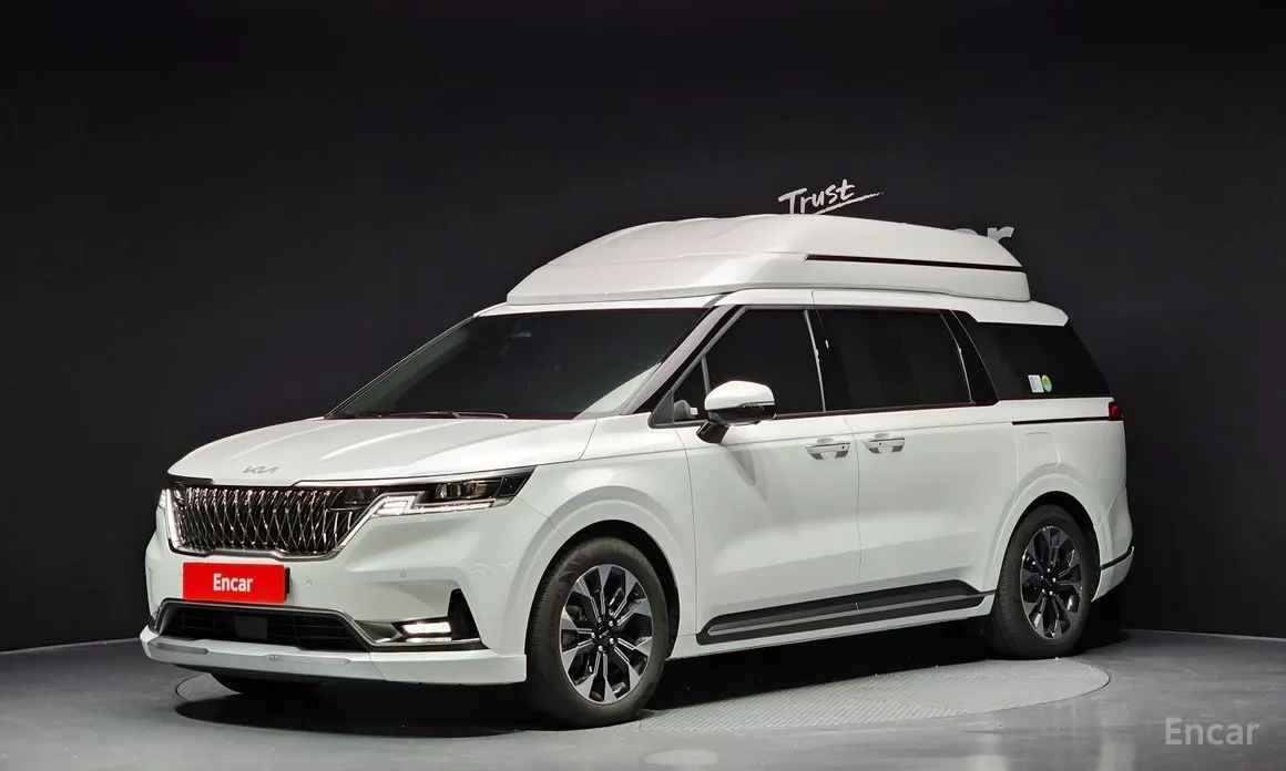 Фото 1 - Kia Carnival