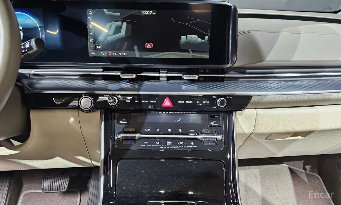 Фото 14 - Kia Carnival