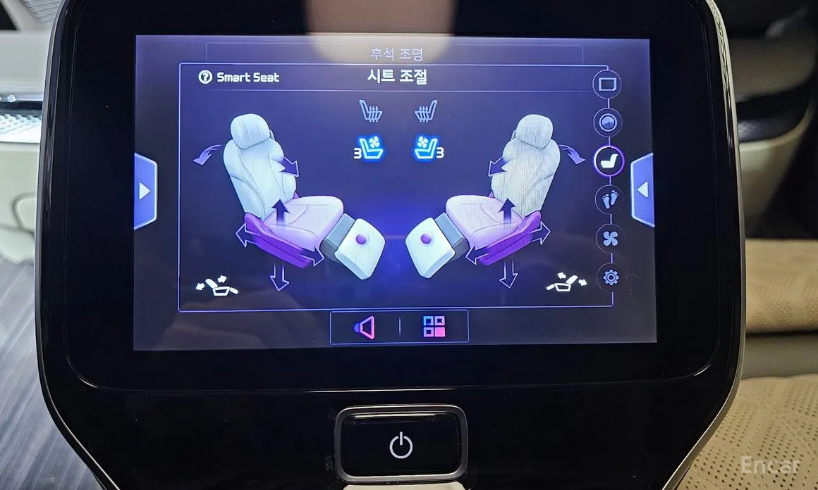 Фото 18 - Kia Carnival