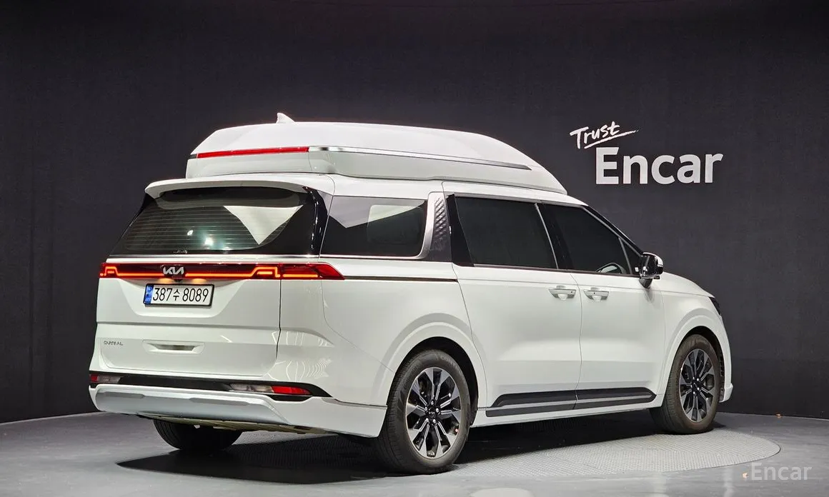 Фото 2 - Kia Carnival