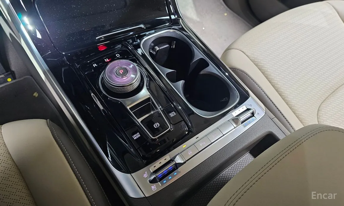 Фото 9 - Kia Carnival