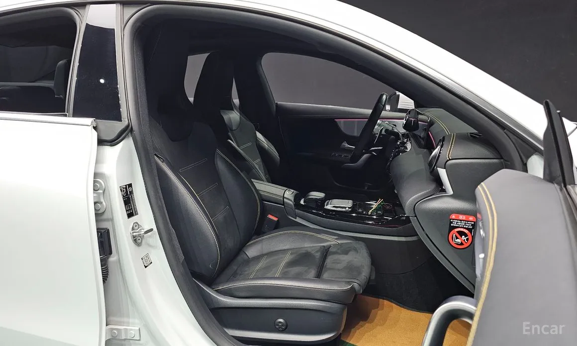 Фото 10 - Mercedes-Benz CLA-Class