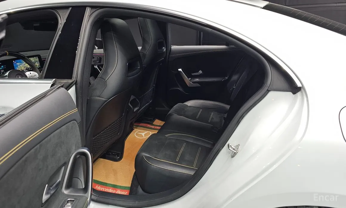 Фото 12 - Mercedes-Benz CLA-Class