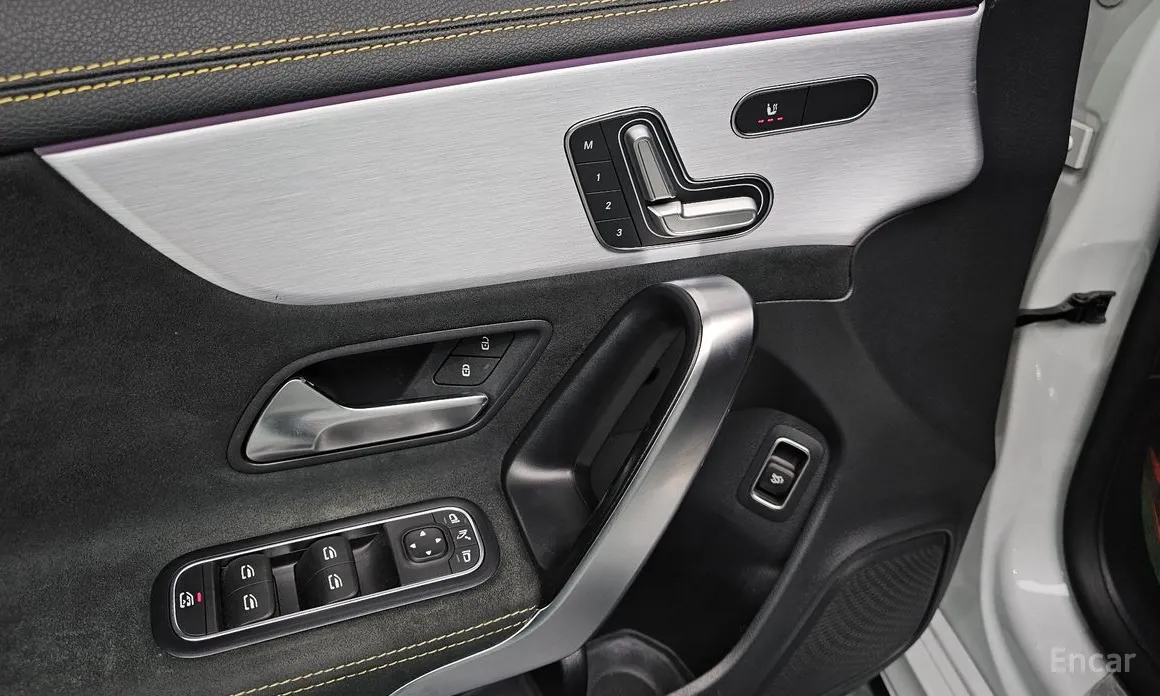 Фото 17 - Mercedes-Benz CLA-Class